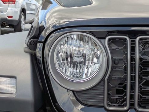 New 2026 Jeep Wrangler Sport AWD/4WD image 9