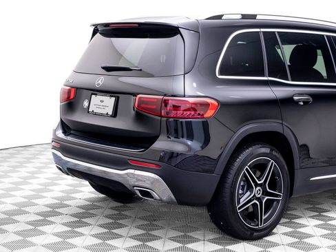 Used 2026 Mercedes-Benz GLB 250 image 35
