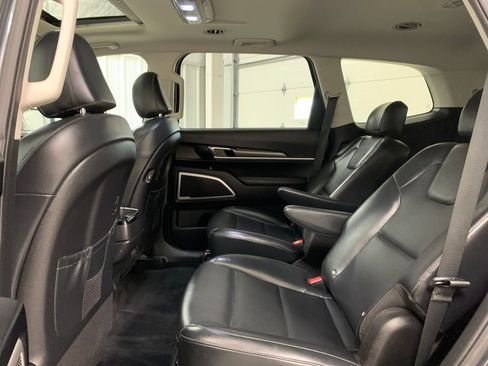 Used 2020 Kia Telluride S AWD/4WD image 18