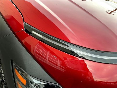 Certified 2025 Hyundai Kona SEL AWD/4WD image 31