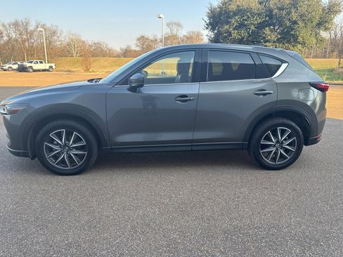 Used 2017 MAZDA CX-5 Grand Touring image 4