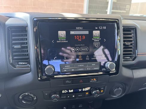 Used 2024 Nissan Frontier PRO-4X w/ Technology Package image 24