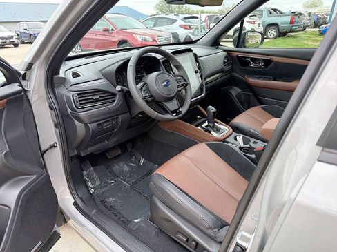 Certified 2025 Subaru Forester Touring w/ Popular Package - Touring AWD/4WD image 2