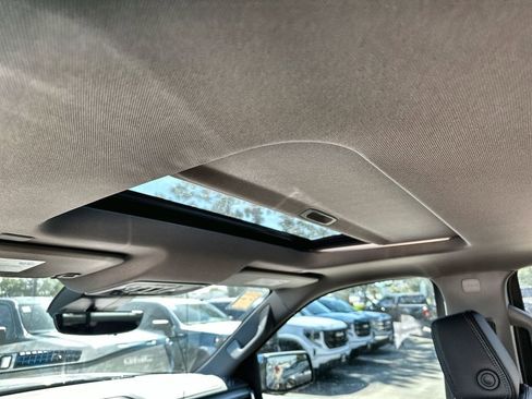 New 2026 GMC Sierra 1500 Denali w/ Denali Reserve Package image 19