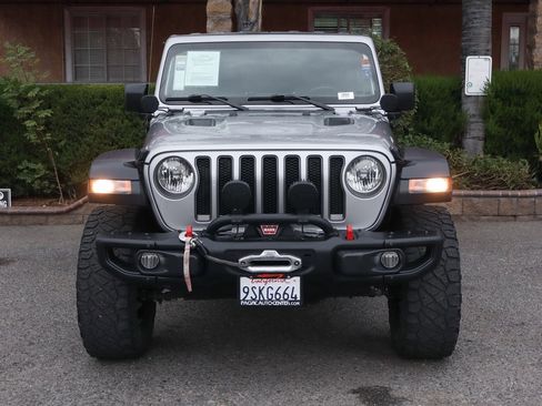 Used 2018 Jeep Wrangler Unlimited Rubicon image 3