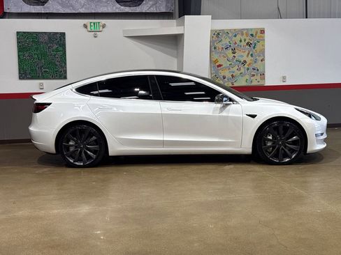 Used 2020 Tesla Model 3 Performance AWD/4WD image 4