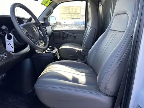 New 2025 Chevrolet Express 2500 w/ Driver Convenience Package image 10