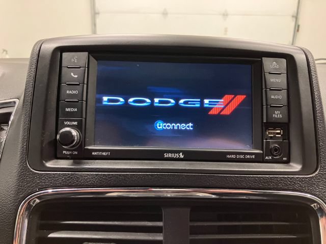 Used 2018 Dodge Grand Caravan SXT FWD image 35