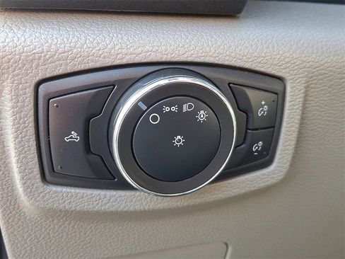 Used 2022 Ford F250 XL w/ Power Equipment Group image 24