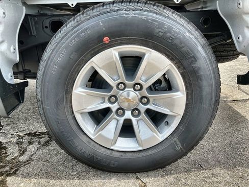 Used 2022 Chevrolet Silverado 1500 LT image 31