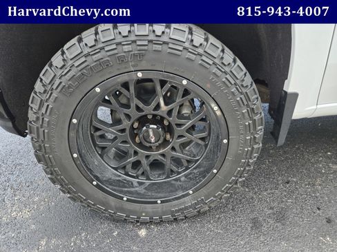 Certified 2021 Chevrolet Silverado 1500 LT Trail Boss w/ Convenience Package II AWD/4WD image 46