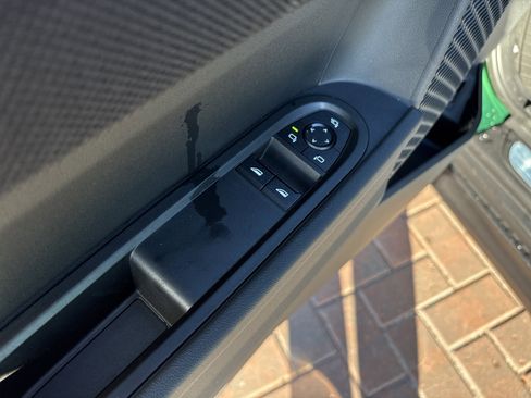 Used 2026 MINI Cooper 2-Door Hardtop FWD image 8