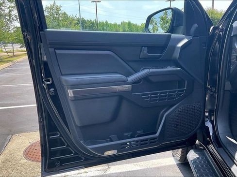 Used 2025 Toyota 4Runner TRD Off-Road AWD/4WD image 23