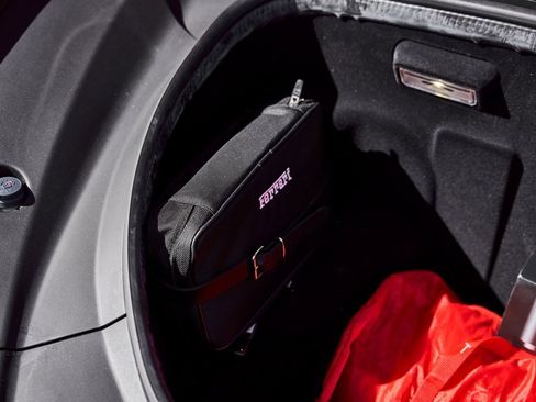 Used 2022 Ferrari F8 Tributo image 21