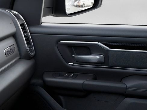 New 2026 RAM 1500 4x4 Crew Cab image 27