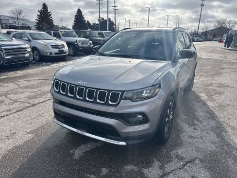 Certified 2023 Jeep Compass Limited image 2