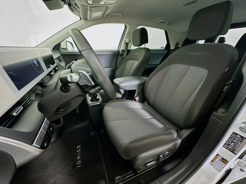 Used 2024 Hyundai Ioniq 5 SEL image 13