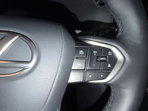 Used 2024 Lexus GX 550 w/ Cold Area Package AWD/4WD image 25