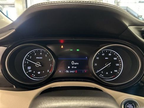 Used 2020 Buick Encore GX Essence FWD image 21