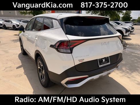 Certified 2023 Kia Sportage LX image 2