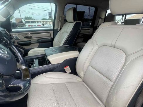 Used 2019 RAM 1500 Limited AWD/4WD image 9