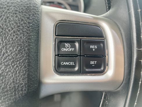 Used 2019 Dodge Journey SE w/ Premium Group FWD image 16