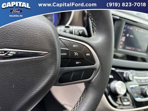 Used 2023 Chrysler Voyager LX FWD image 23