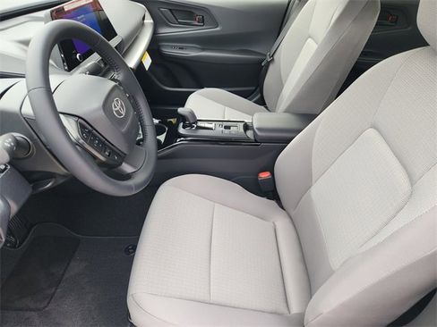 New 2026 Toyota Prius LE image 9