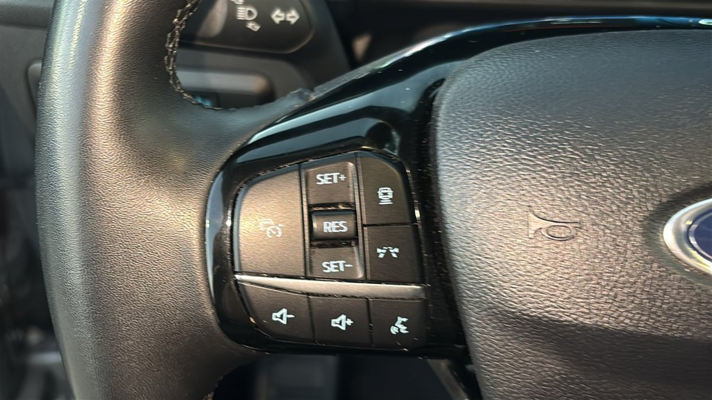 Used 2024 Ford Escape Platinum AWD/4WD image 15