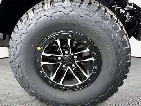 New 2026 Jeep Wrangler Unlimited Rubicon image 12