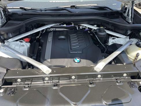 Used 2023 BMW X5 xDrive40i image 15