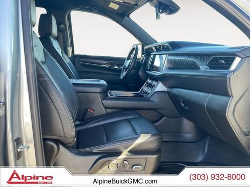 Used 2024 GMC Yukon Denali image 15