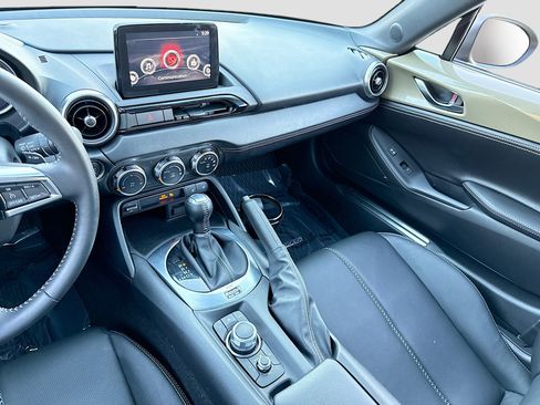 Used 2023 MAZDA MX-5 Miata Grand Touring w/ Weather Package image 18