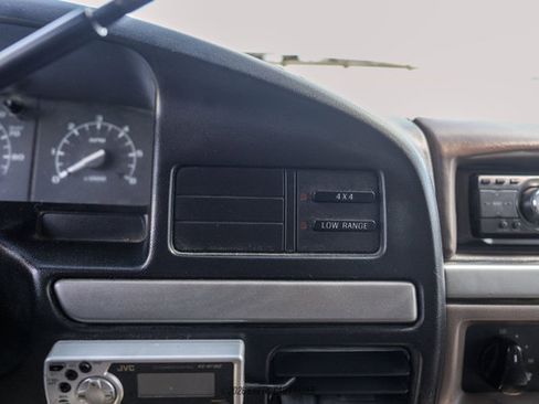 Used 1994 Ford Bronco Eddie Bauer AWD/4WD image 29