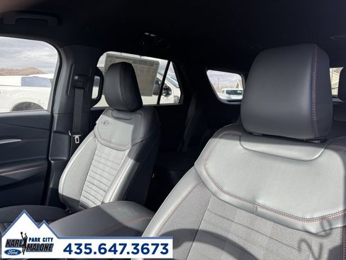 New 2026 Ford Explorer ST-Line w/ ST-Line Street Pack image 16