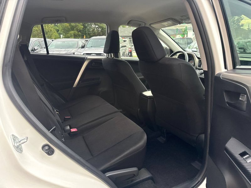 Used 2014 Toyota RAV4 LE AWD/4WD image 20