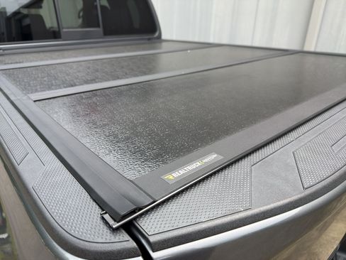 Used 2022 Nissan Frontier SV RWD image 15