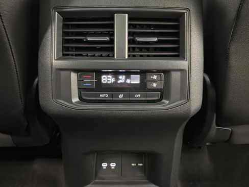 Used 2023 Volkswagen Atlas SE w/ Panoramic Sunroof Package image 41