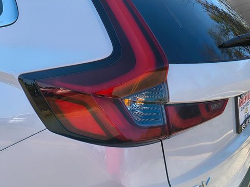 Used 2025 Honda CR-V Sport Touring image 5