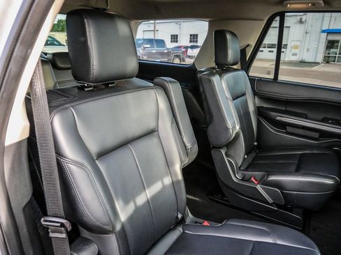 Used 2023 Ford Expedition XLT AWD/4WD image 22