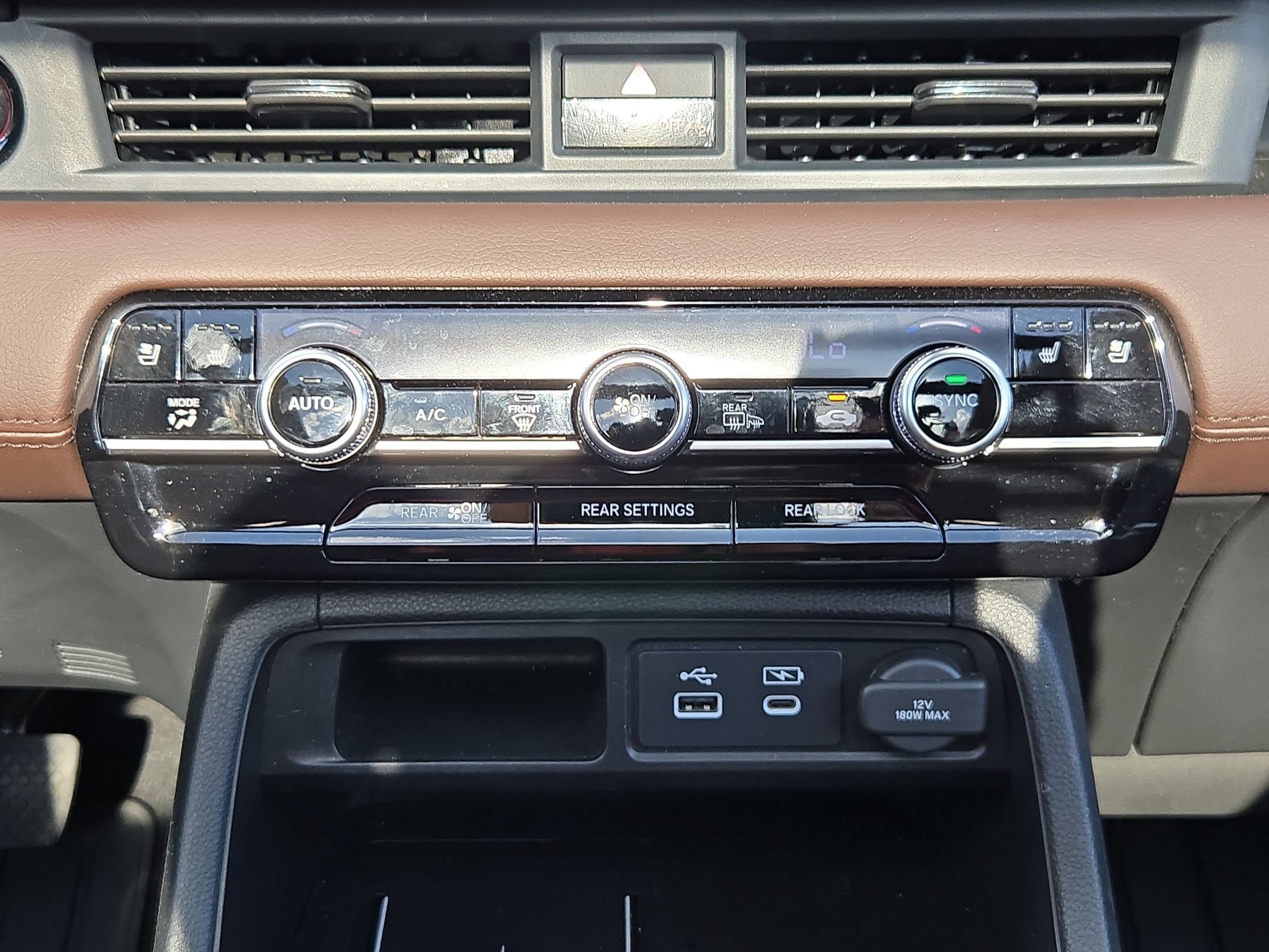 Used 2023 Honda Pilot Elite image 18