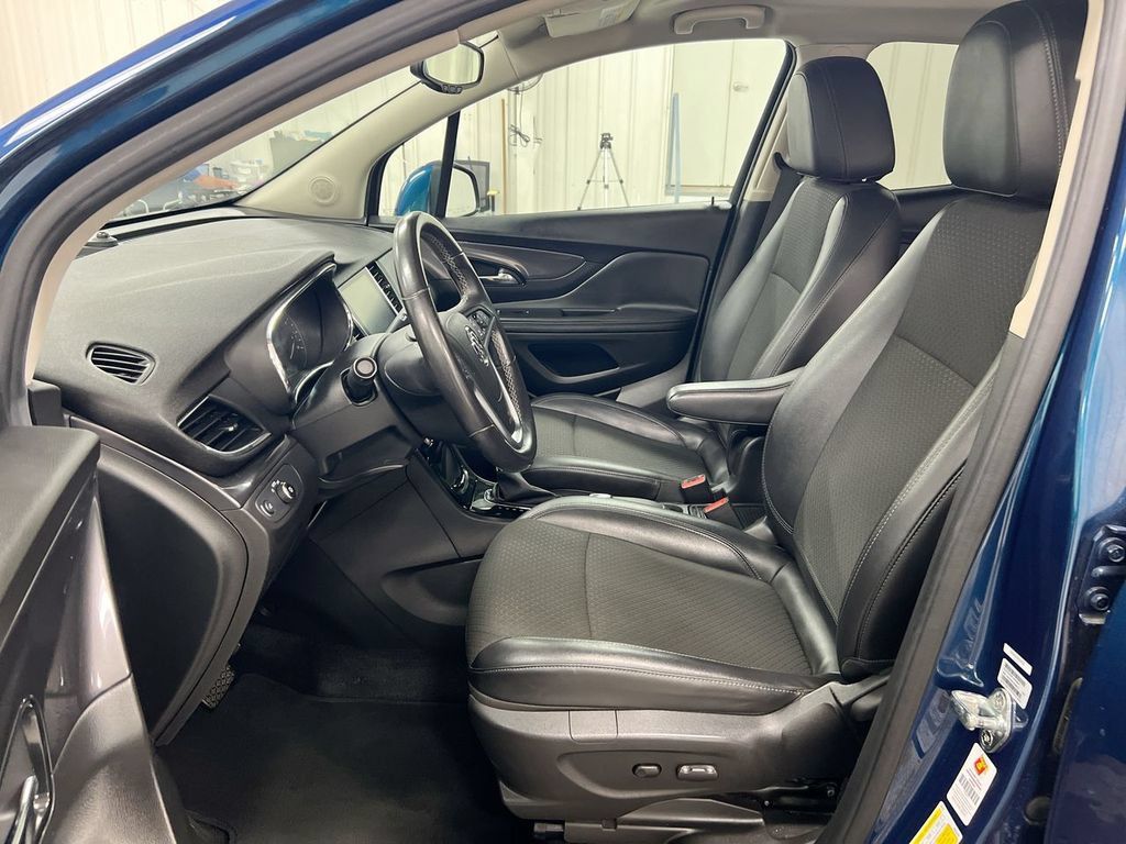 Used 2019 Buick Encore Preferred FWD image 19
