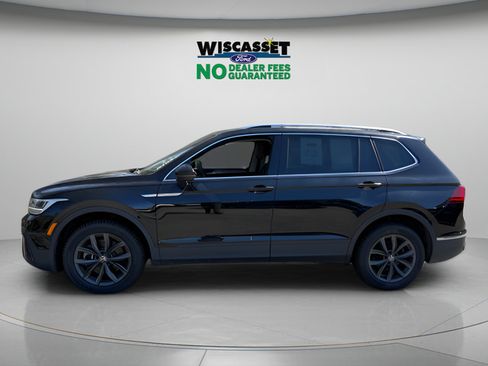 Used 2023 Volkswagen Tiguan SE AWD/4WD image 2