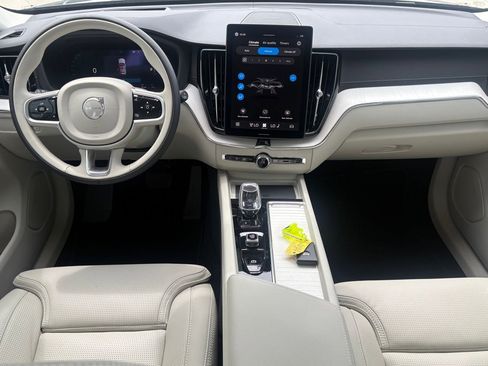 New 2026 Volvo XC60 T8 Ultra w/ Protection Package Premier image 8