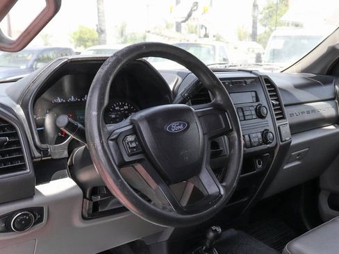Used 2019 Ford F550 4x4 Crew Cab Super Duty image 16
