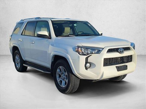 Used 2016 Toyota 4Runner SR5 Premium RWD image 4