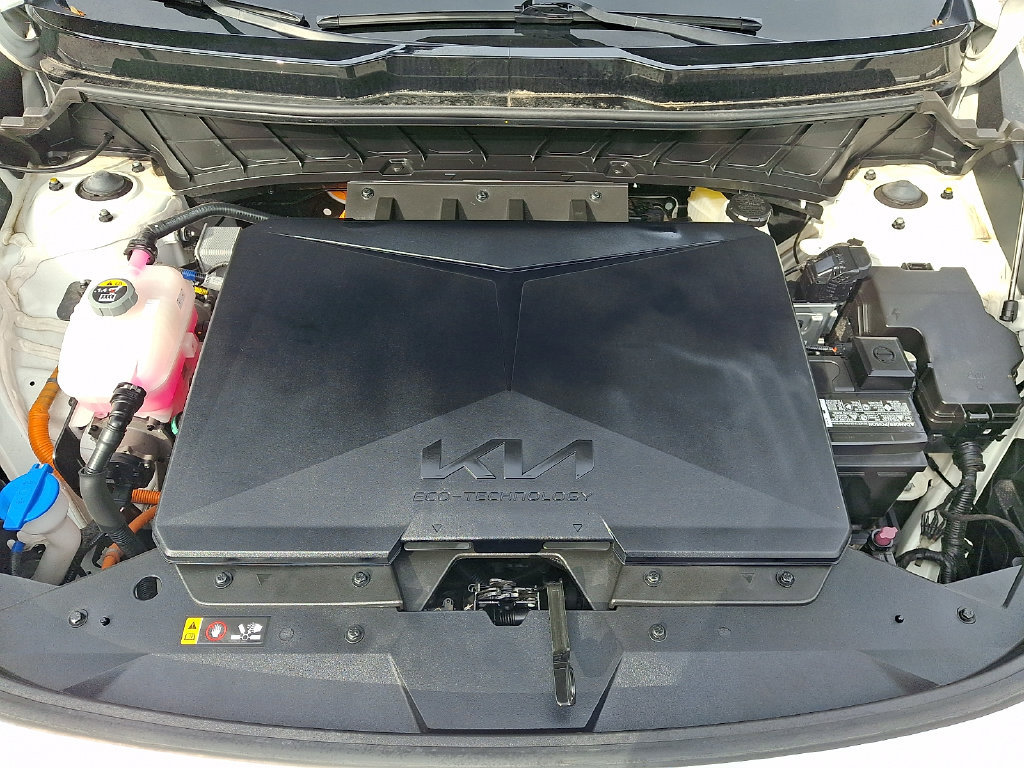 Used 2024 Kia Niro Wave w/ Wave Preserve Package FWD image 29