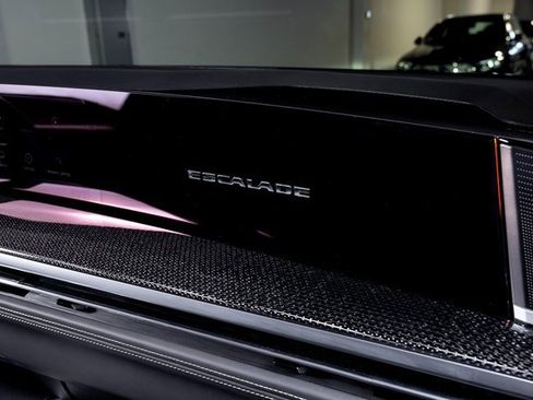 Used 2025 Cadillac Escalade V image 66