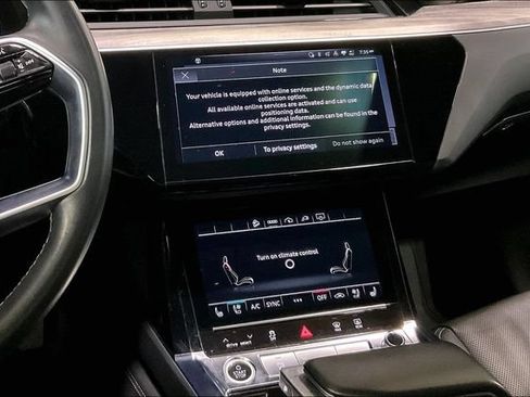 Certified 2023 Audi e-tron Premium Plus w/ Premium Plus Package AWD/4WD image 6