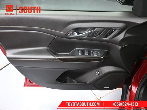 Used 2022 GMC Acadia AT4 w/ Technology Package image 24